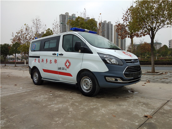 全順V362自動(dòng)檔救護車(chē)