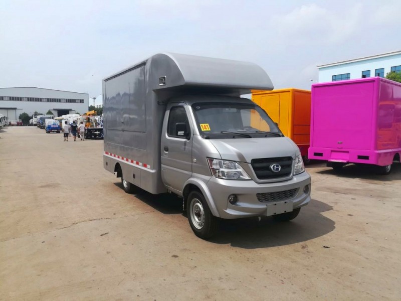 長安神騏輕型多功能售貨車