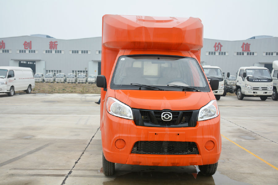 小型流動(dòng)餐車