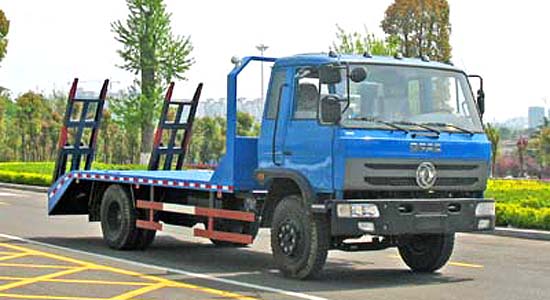 東風(fēng)平板運(yùn)輸車